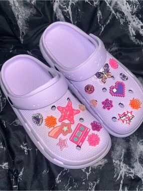 Lavender crocs Clog Shoes with Decorative Charms y2k size m5 w7 (36-37)